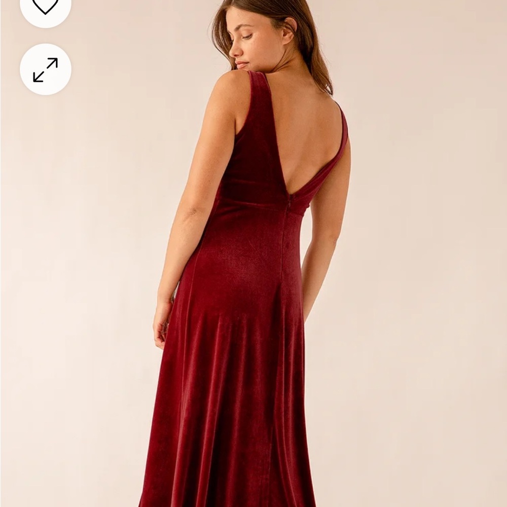 💄NWT! Red Velvet Maxi Dress